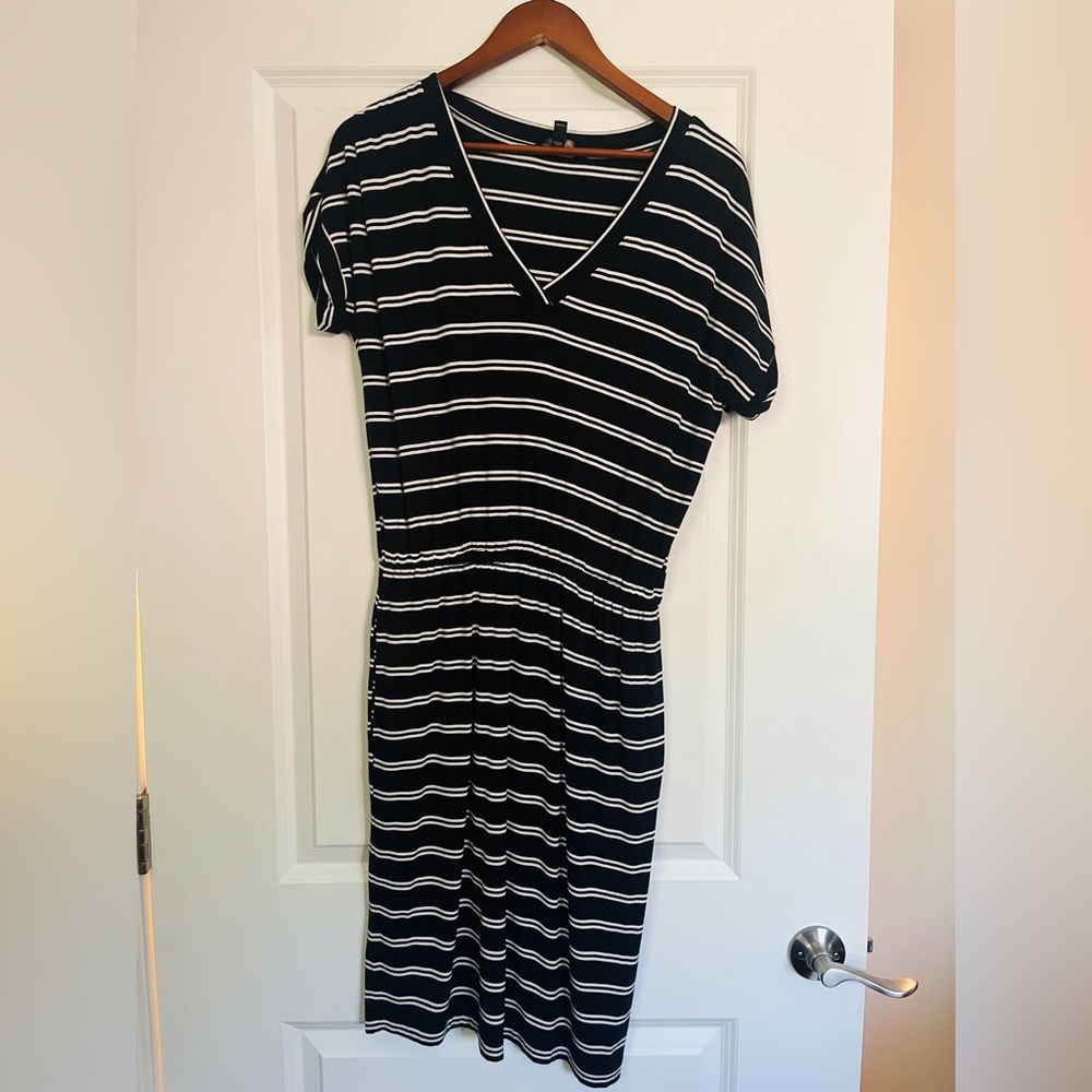 Banana Republic Factory Black and White Striped Top